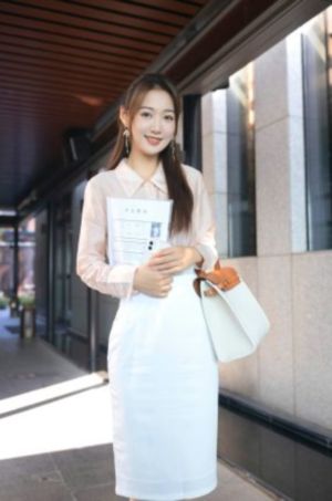 女人女人40分钟视频_BD英语神马影院在线